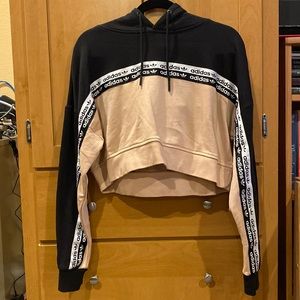 Cropped Adidas hoodie